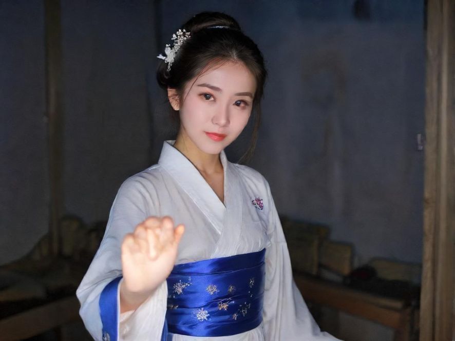 深圳夜场会所大厅现代简约风格展示